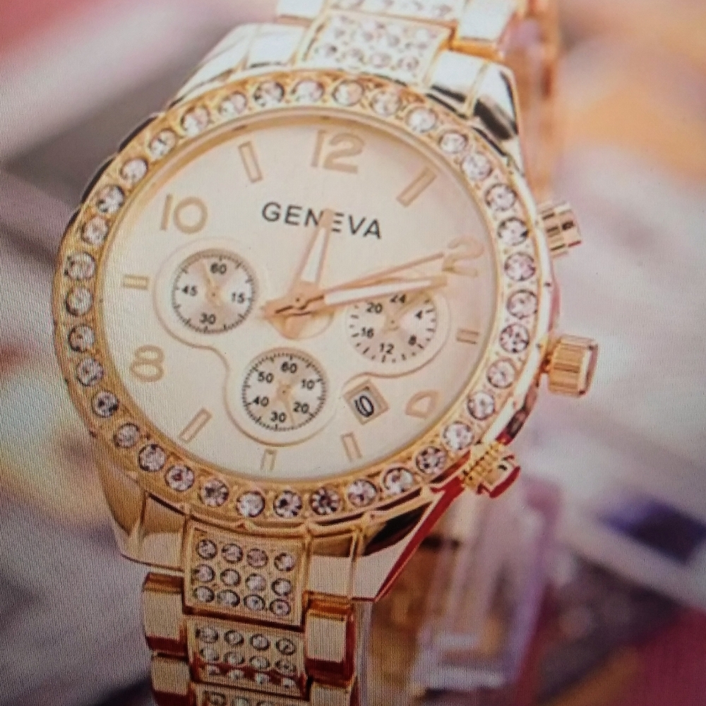Genova Luxury Women's Cristal Stainless S. Watch